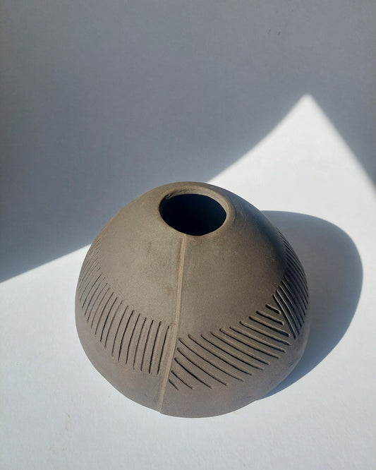 Decorative Vase (Black Clay)